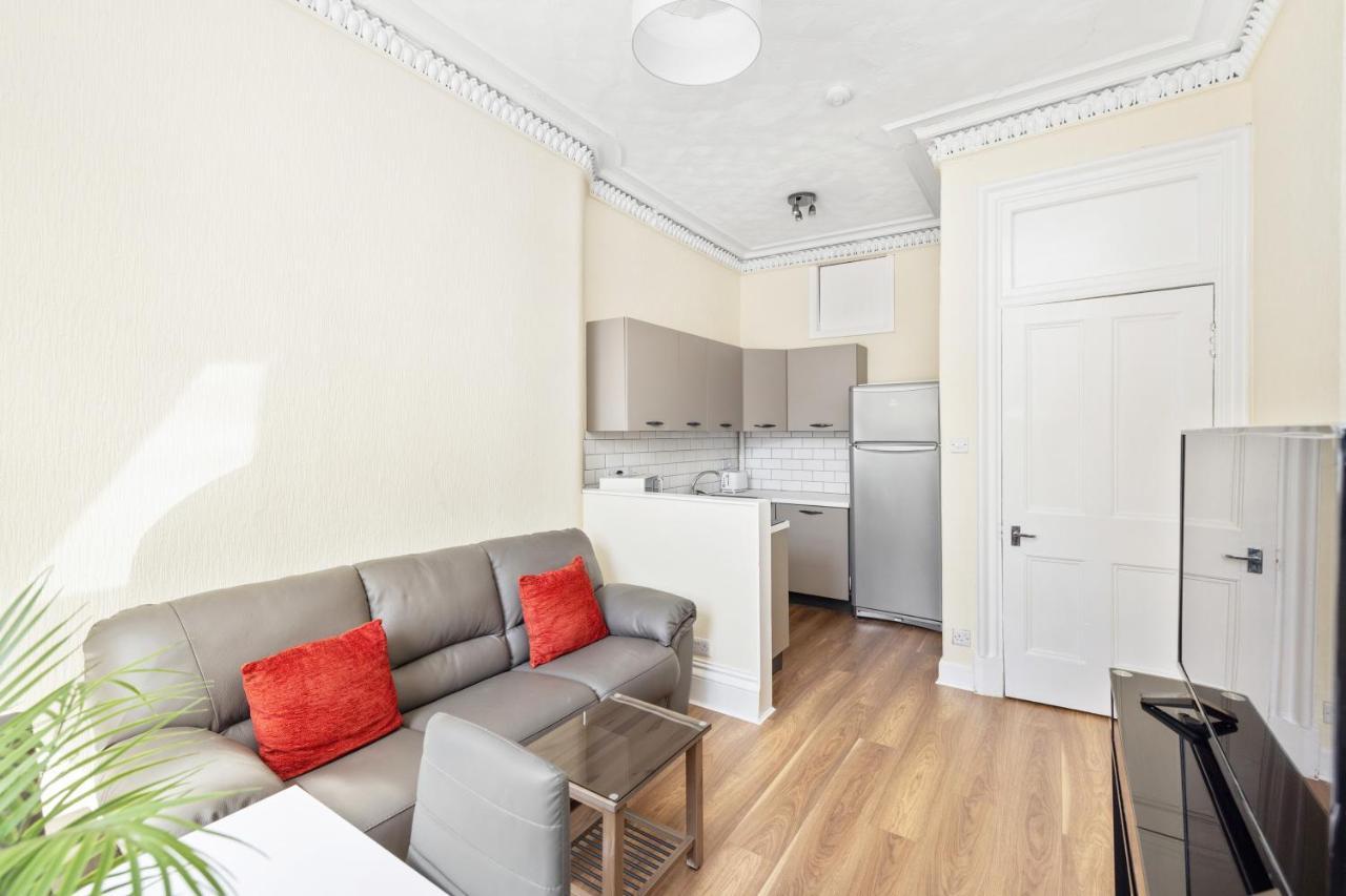 Altido Charming Flat Near City Centre Единбург Екстериор снимка